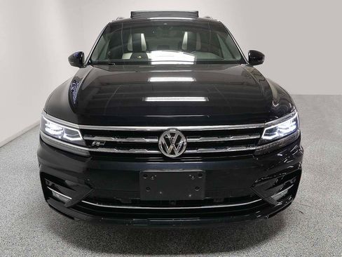 Used 2019 Volkswagen Tiguan SEL Premium R-Line AWD/4WD image 2