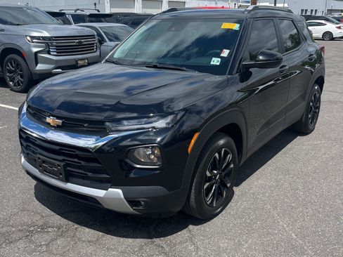 Used 2023 Chevrolet TrailBlazer LT FWD image 4