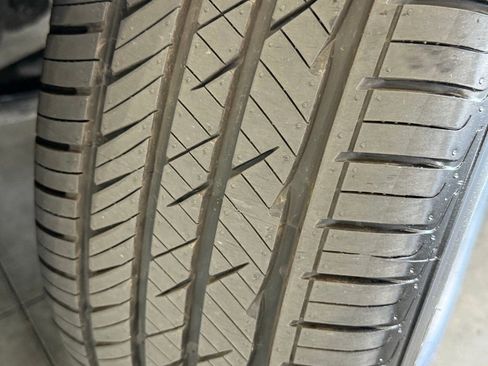 Certified 2018 Toyota Sienna SE w/ Carpet Mat Package image 36