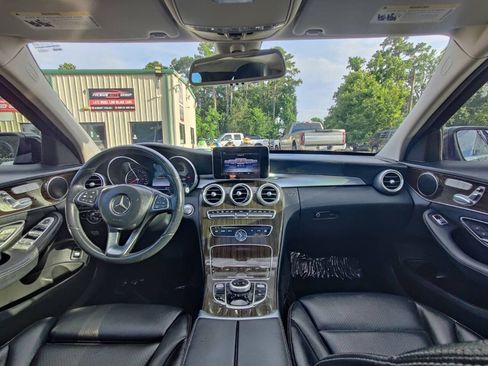 Used 2017 Mercedes-Benz C 300 4MATIC Sedan w/ Premium 1 Package image 28