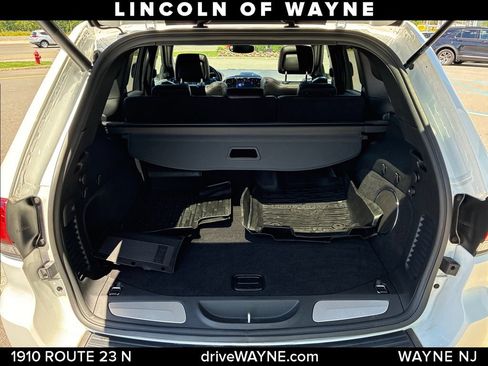 Used 2021 Jeep Grand Cherokee Trailhawk w/ Trailhawk Luxury Group AWD/4WD image 6