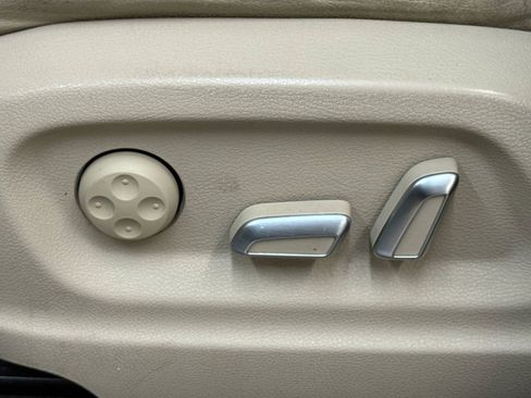 Used 2017 Audi Q5 2.0T Premium Plus w/ Technology Package image 26