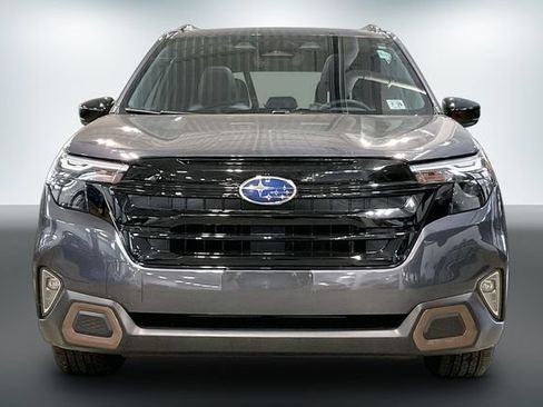 Used 2025 Subaru Forester Sport w/ Popular Package #2 AWD/4WD image 2