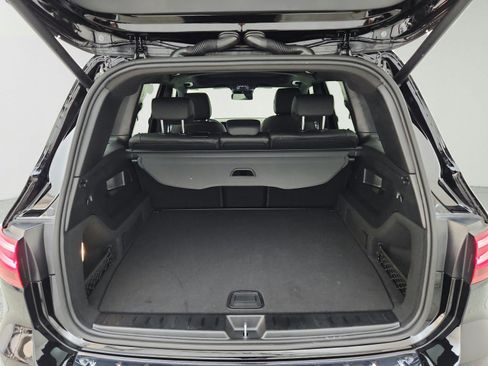 Used 2026 Mercedes-Benz GLB 250 image 32