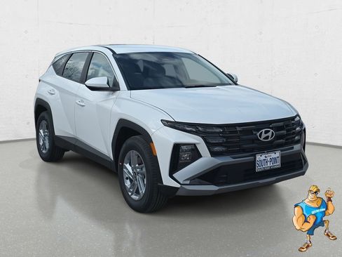 New 2026 Hyundai Tucson SE image 3
