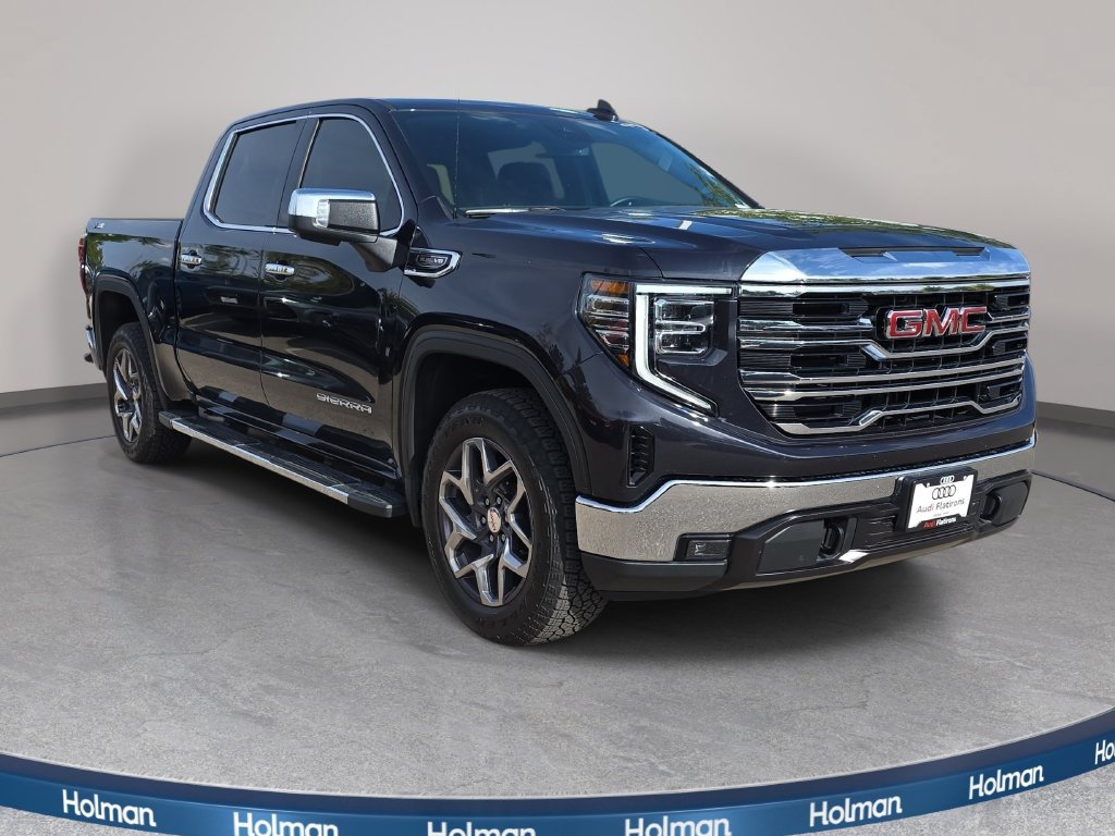 Used 2023 GMC Sierra 1500 SLT w/ SLT Premium Package AWD/4WD image 4