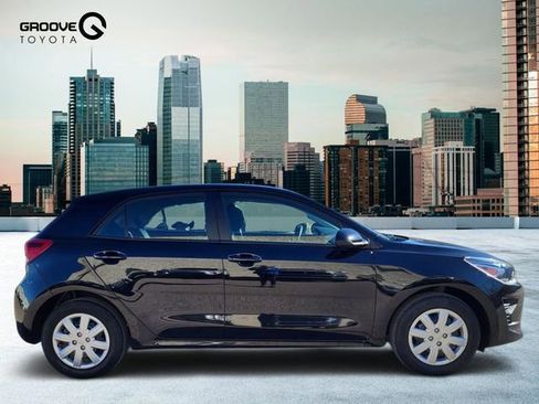 Used 2023 Kia Rio S image 7