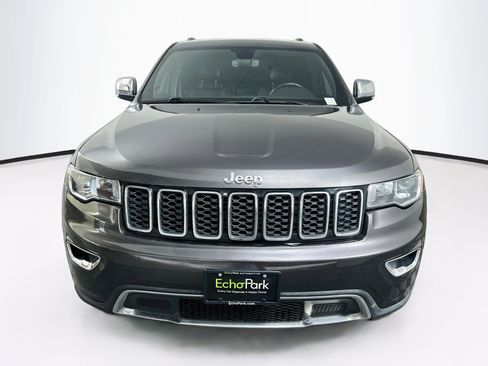 Used 2020 Jeep Grand Cherokee Limited AWD/4WD image 2