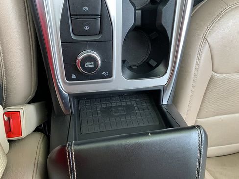 Used 2023 Ford Explorer Limited AWD/4WD image 21