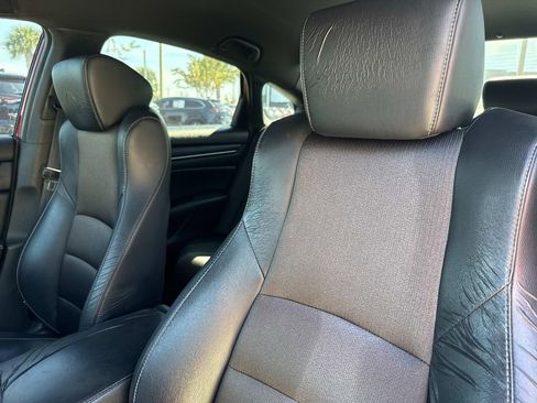 Used 2018 Honda Accord Sport image 24