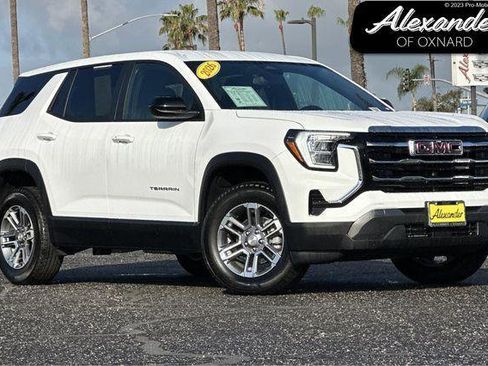 New 2026 GMC Terrain Elevation FWD image 1
