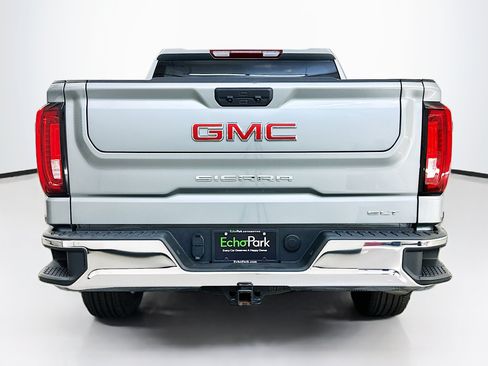 Used 2025 GMC Sierra 1500 SLT AWD/4WD image 7