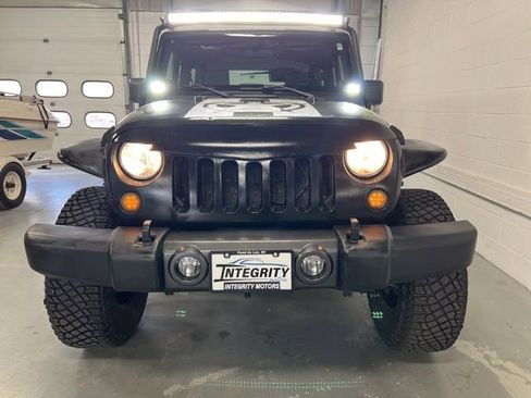 Used 2010 Jeep Wrangler Sport image 2