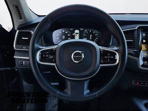 Used 2020 Volvo XC90 T6 Momentum AWD/4WD image 28