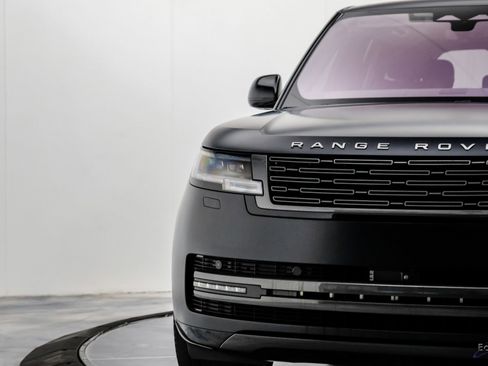 Used 2023 Land Rover Range Rover SE image 29