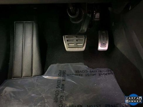 Used 2024 Audi Q4 e-tron Premium Plus w/ Premium Plus image 38