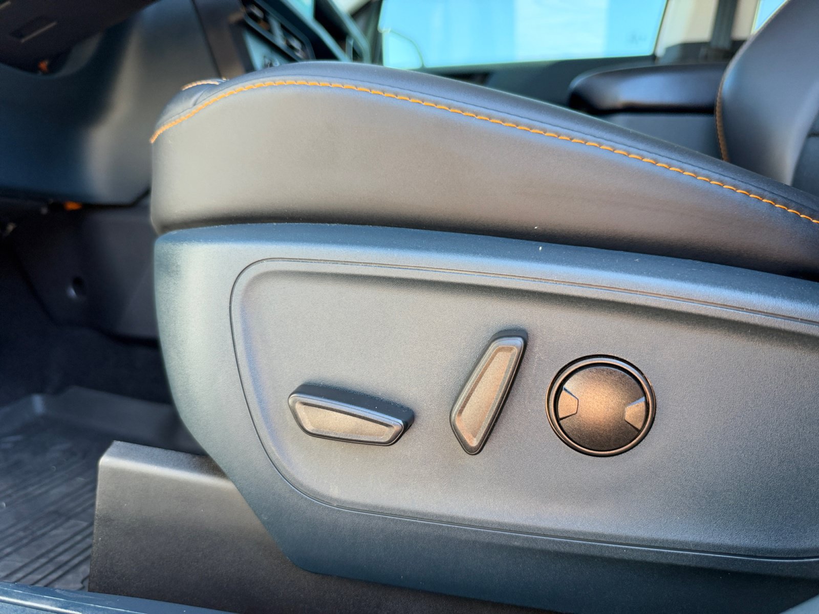Used 2025 Ford Maverick Tremor AWD/4WD image 20