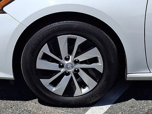 Used 2022 Nissan Altima 2.5 S FWD image 30