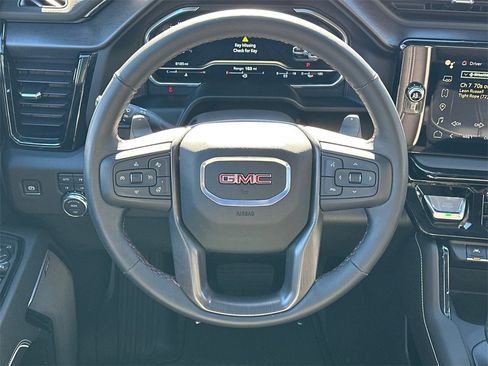Used 2025 GMC Sierra 1500 AT4X image 25