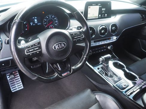Used 2020 Kia Stinger GT-Line w/ Sun & Sound Package image 10
