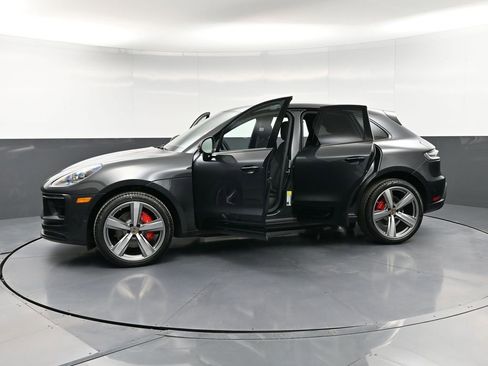 New 2026 Porsche Macan S AWD/4WD image 37