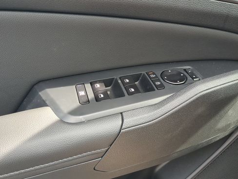 New 2026 Kia Sportage EX FWD image 22