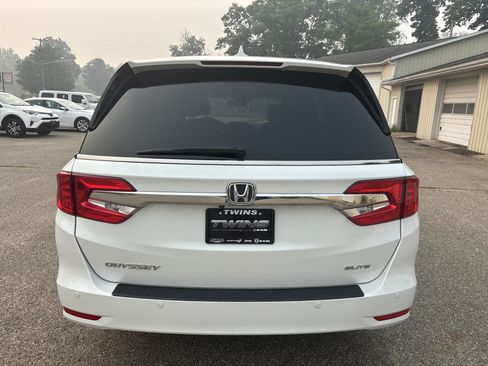 Used 2020 Honda Odyssey Elite image 7