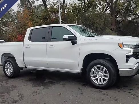 New 2026 Chevrolet Silverado 1500 LT image 3