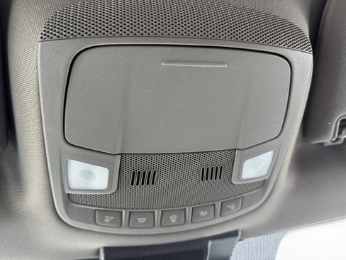 Used 2020 Ford F150 XLT image 24