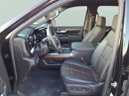Used 2024 Chevrolet Silverado 1500 High Country w/ Midnight Edition AWD/4WD image 21