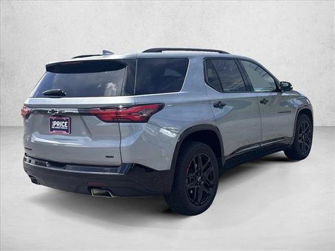 Used 2023 Chevrolet Traverse Premier w/ Redline Edition AWD/4WD image 5
