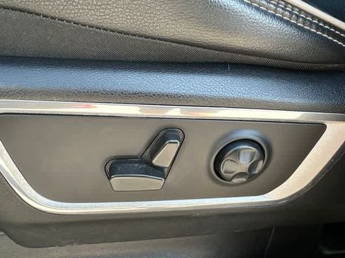 Used 2021 RAM 1500 Laramie AWD/4WD image 9