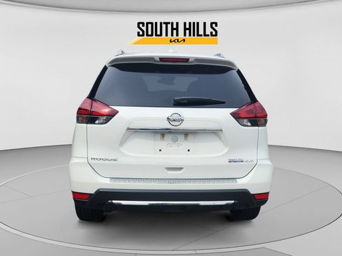 Used 2019 Nissan Rogue S w/ Special Edition Package AWD/4WD image 3