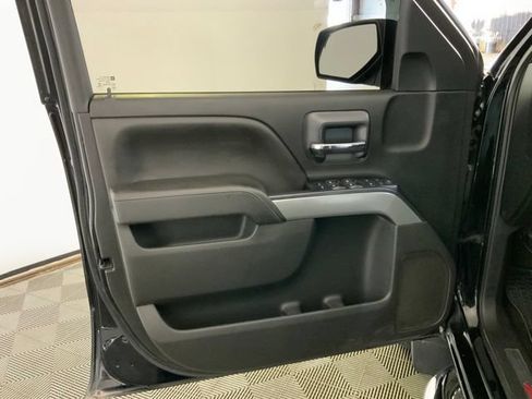 Used 2018 Chevrolet Silverado 1500 LT w/ All Star Edition AWD/4WD image 19