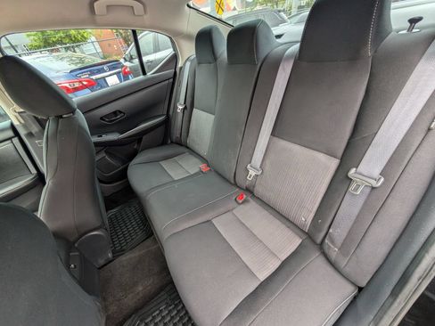 Used 2024 Nissan Sentra SV FWD image 18
