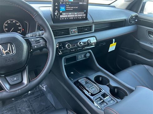New 2025 Honda Pilot TrailSport image 11