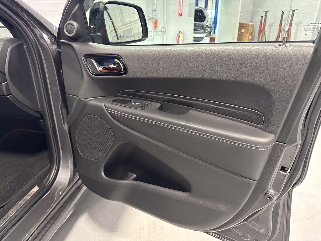 Used 2023 Dodge Durango SRT AWD/4WD image 37