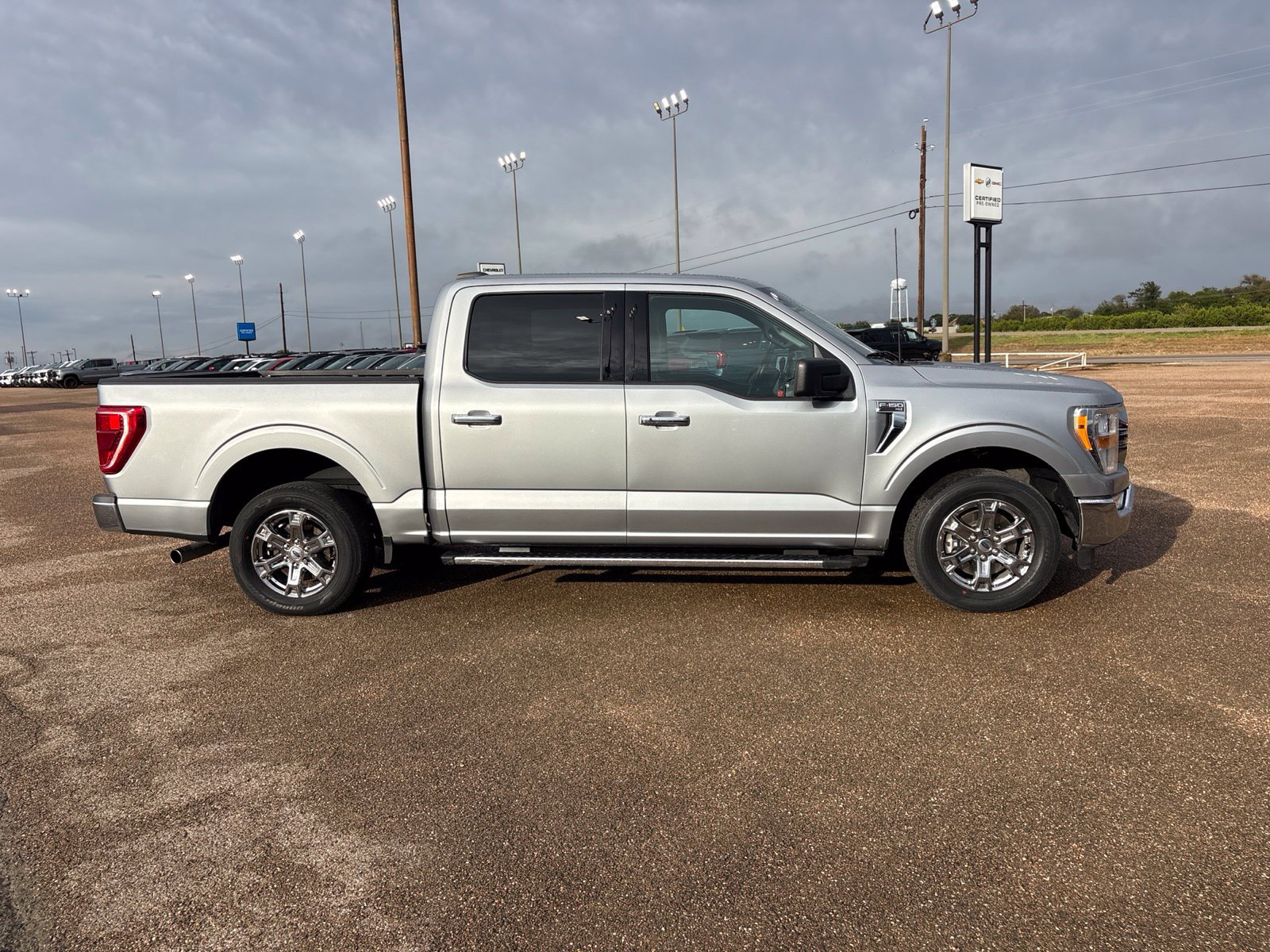 Used 2023 Ford F150 XLT w/ Equipment Group 301A Mid RWD image 7