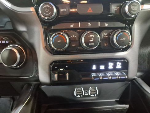 Used 2019 RAM 2500 Big Horn AWD/4WD image 21