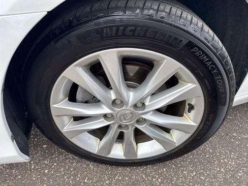 Used 2011 Lexus ES 350 FWD image 16