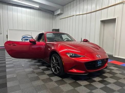 Used 2020 MAZDA MX-5 Miata RF Grand Touring RWD image 10