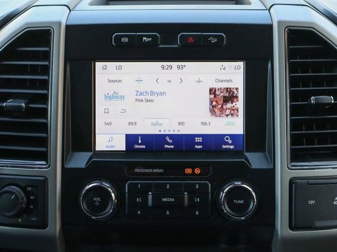 Used 2021 Ford F250 Lariat w/ Lariat Value Package AWD/4WD image 27
