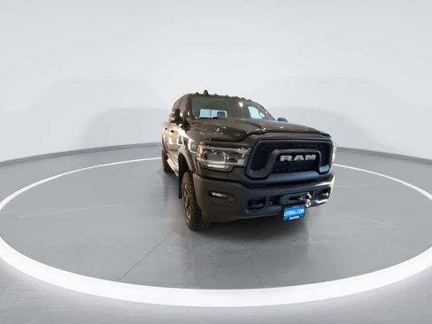 Used 2014 RAM 1500 Laramie image 3