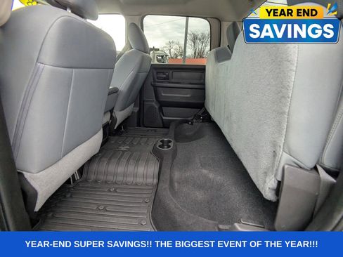 Used 2018 RAM 2500 Tradesman w/ Chrome Appearance Group image 19