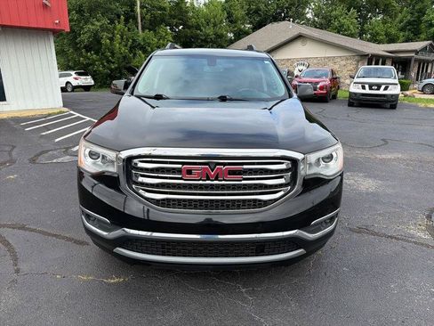 Used 2017 GMC Acadia SLT AWD/4WD image 2