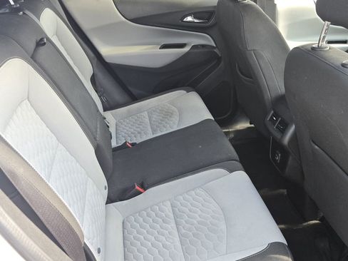 Used 2020 Chevrolet Equinox LT image 16