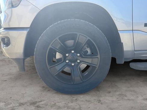 Used 2021 RAM 1500 Big Horn AWD/4WD image 9