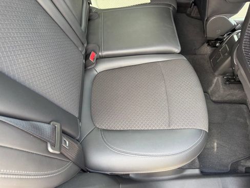 Used 2020 Buick Encore Preferred w/ Safety Package FWD image 21