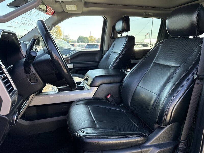 Used 2017 Ford F250 Lariat w/ Lariat Ultimate Package AWD/4WD image 17