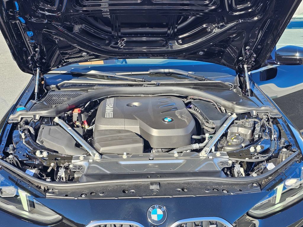 Used 2026 BMW 430i Coupe w/ Convenience Package RWD image 25